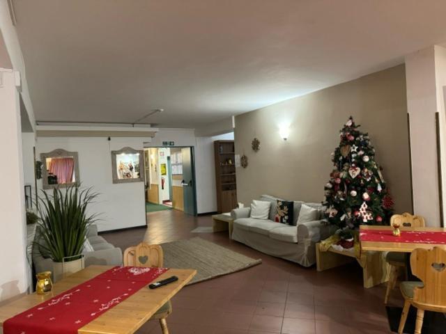 Life Hotels Des Alpes Folgaria Bagian luar foto